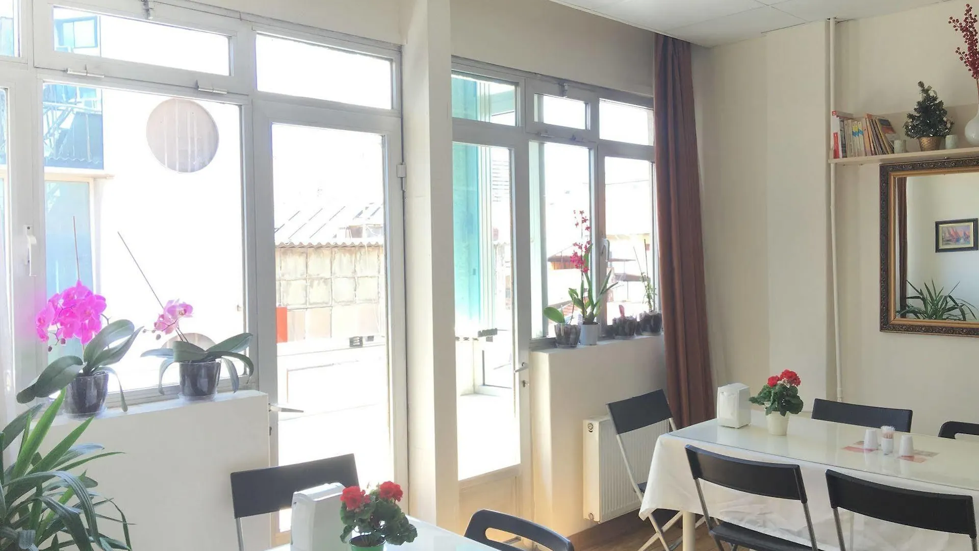 Guzel Izmir Hotel