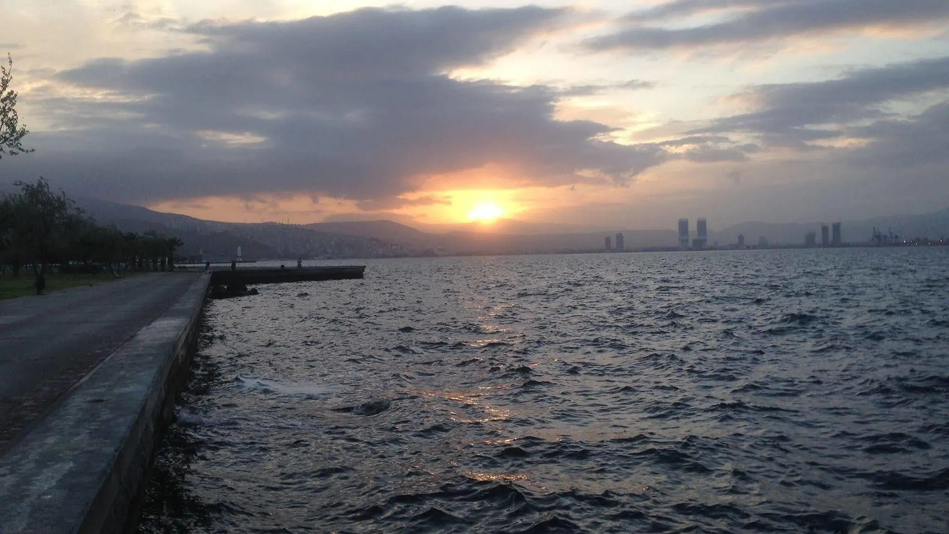 Guzel Izmir Hotel 3*,